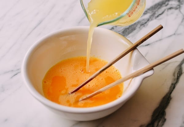 Adding chicken stock to beaten eggs, cwww5.fioekdjsdas.cf