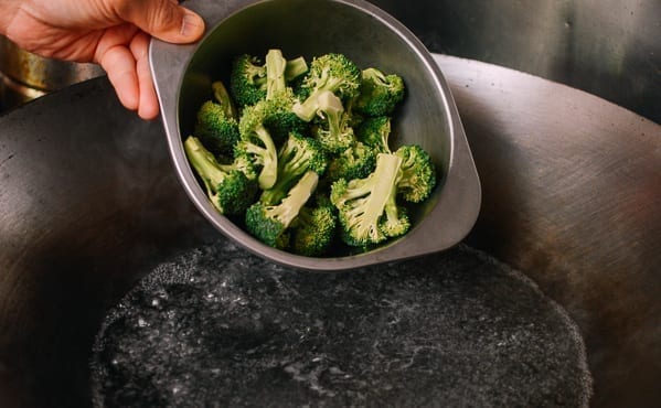 Blanching broccoli, cwww5.fioekdjsdas.cf