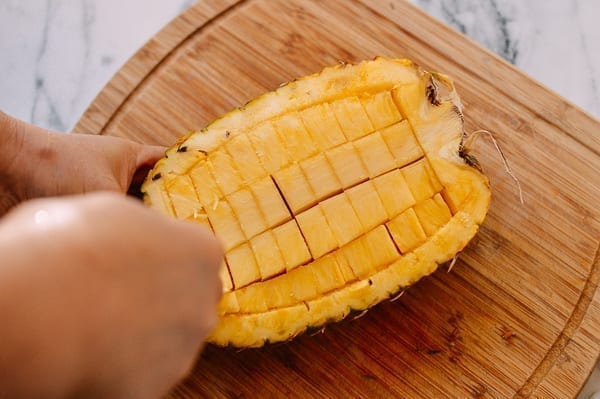 How to hollow out a pineapple, cwww5.fioekdjsdas.cf