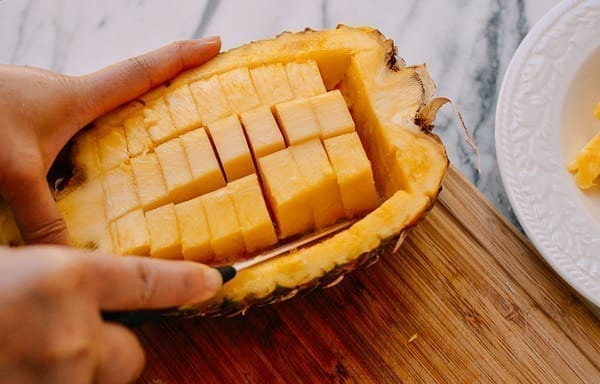 Removing pineapple chunks, cwww5.fioekdjsdas.cf