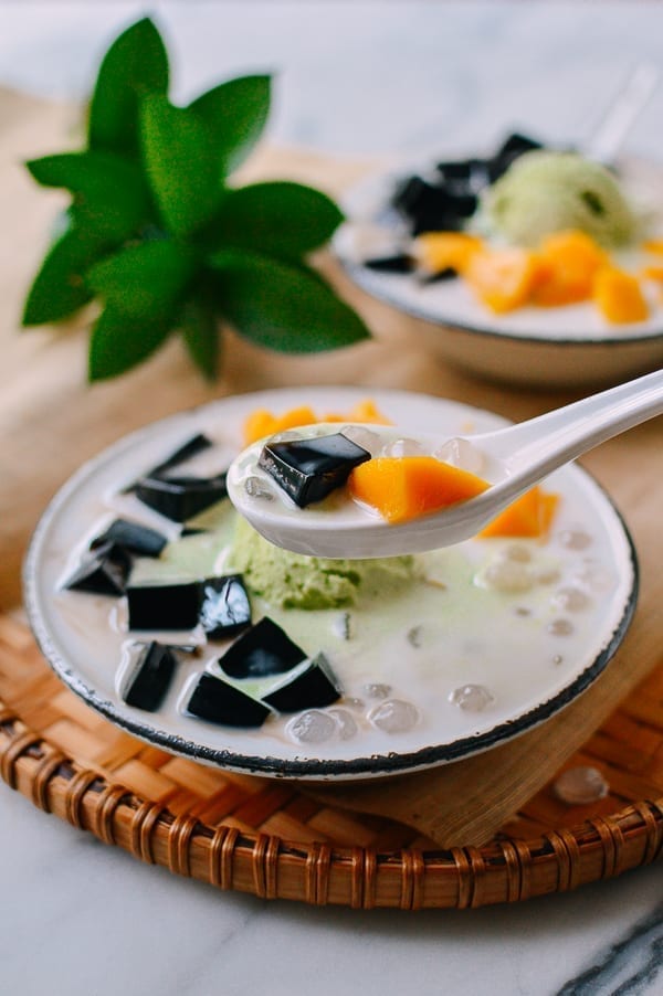 Spoonful of grass jelly dessert, cwww5.fioekdjsdas.cf