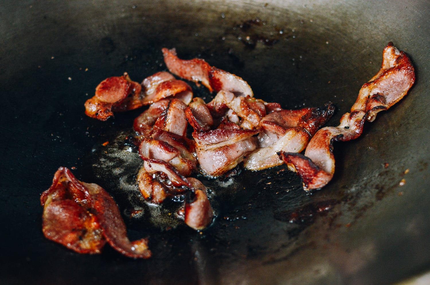 Cooking bacon in a wok, cwww5.fioekdjsdas.cf