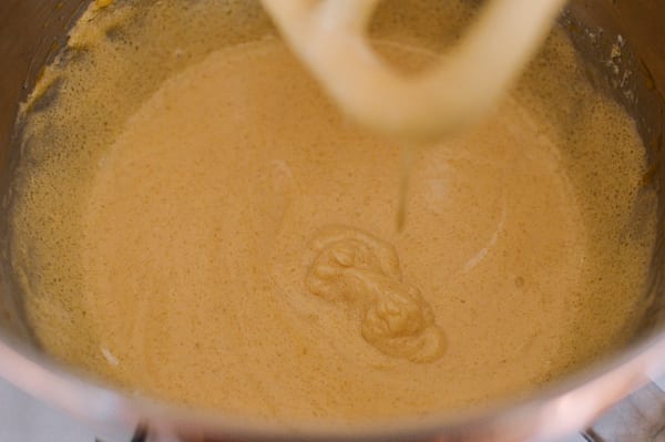 Batter with eggs, vanilla, and sour cream added, cwww5.fioekdjsdas.cf