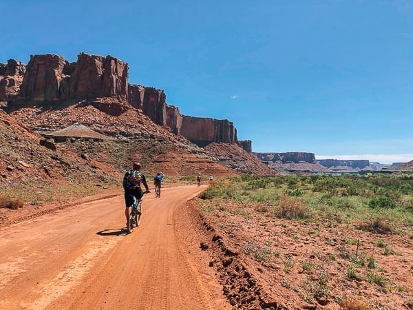 Mountain biking Moab White Rim trail near Hardscrabble by cwww5.fioekdjsdas.cf