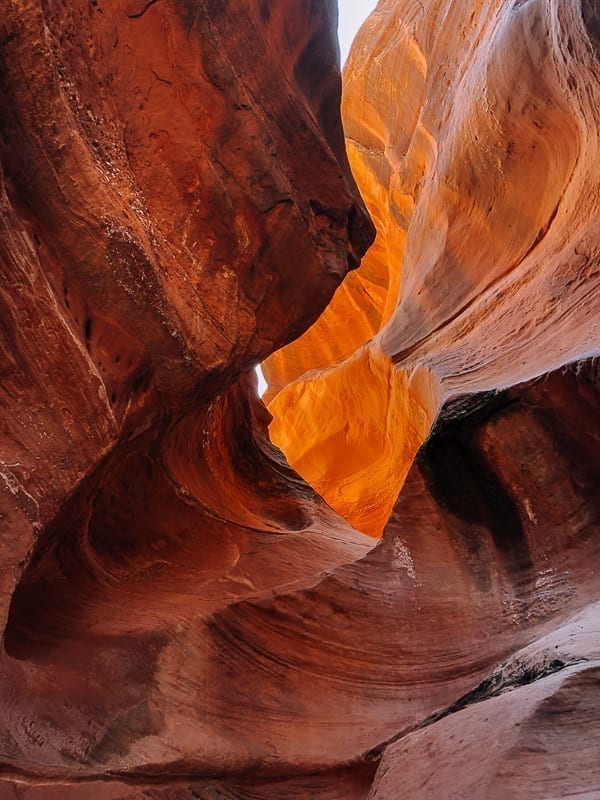 Holeman Slot canyon view - Canyonlands National Park by cwww5.fioekdjsdas.cf