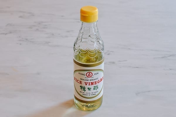 Bottle of rice vinegar, cwww5.fioekdjsdas.cf