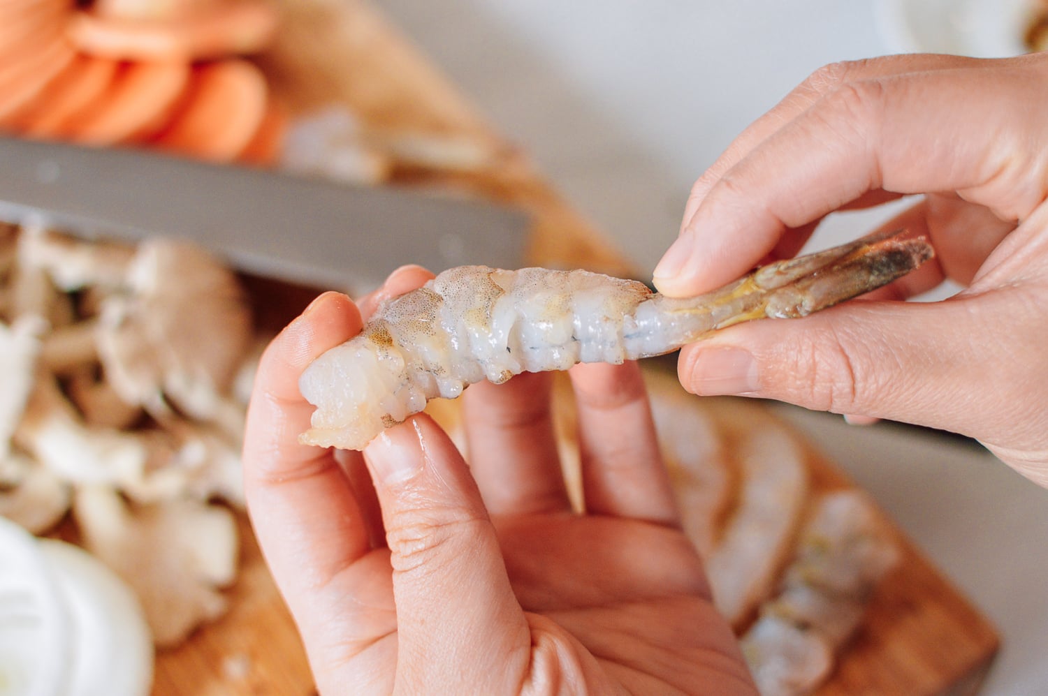 Shrimp that has been scored to lay flat, cwww5.fioekdjsdas.cf