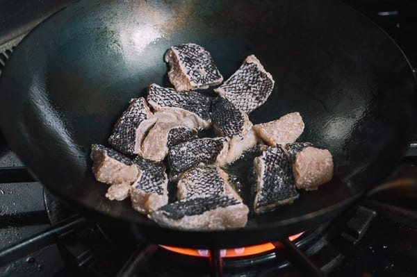 Searing fish in wok, cwww5.fioekdjsdas.cf