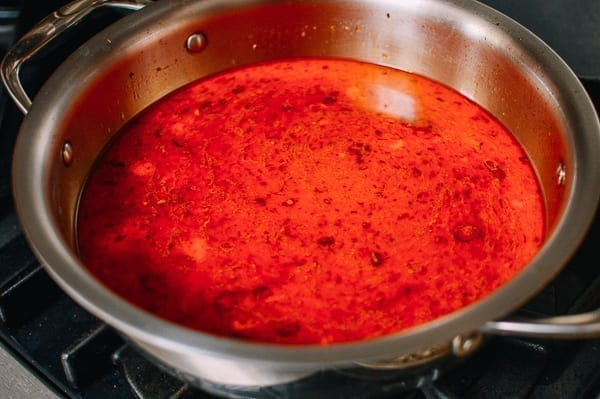 Pot of laksa broth, cwww5.fioekdjsdas.cf