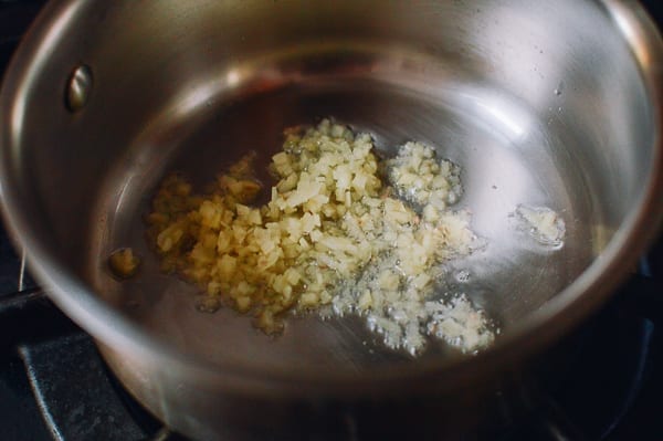 Ginger cooking in oil, cwww5.fioekdjsdas.cf