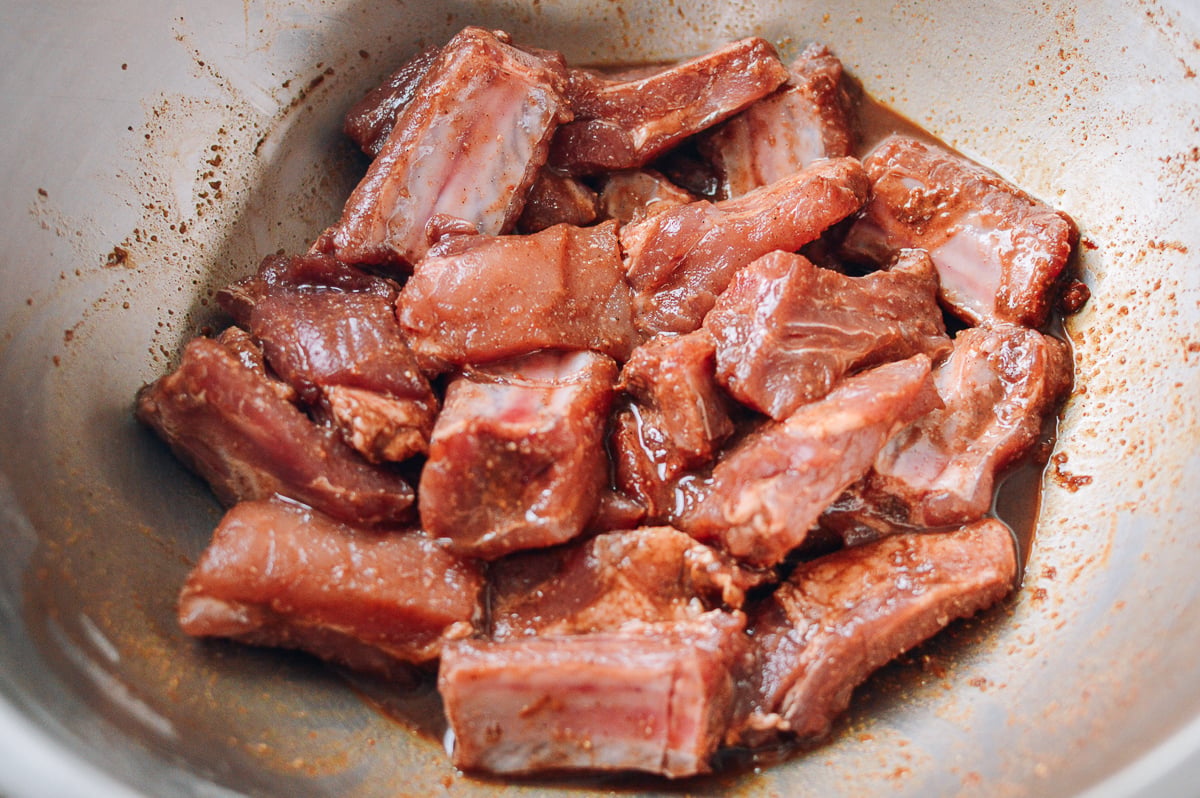 Ribs coated in marinade, cwww5.fioekdjsdas.cf