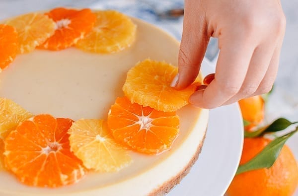 Topping cheesecake with sliced orange, cwww5.fioekdjsdas.cf
