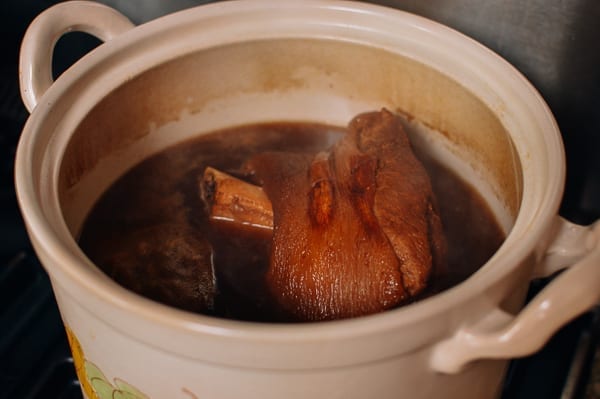 Red braising pork shank, cwww5.fioekdjsdas.cf