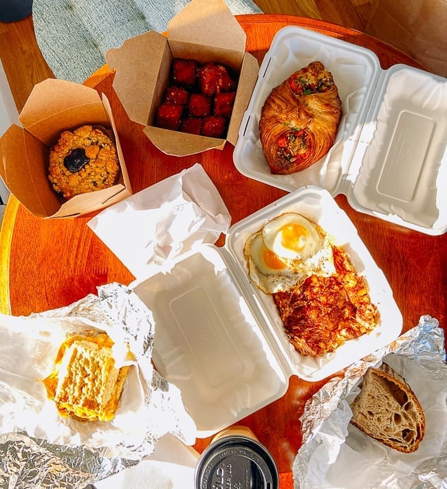 Takeout breakfast from Dutch's, cwww5.fioekdjsdas.cf