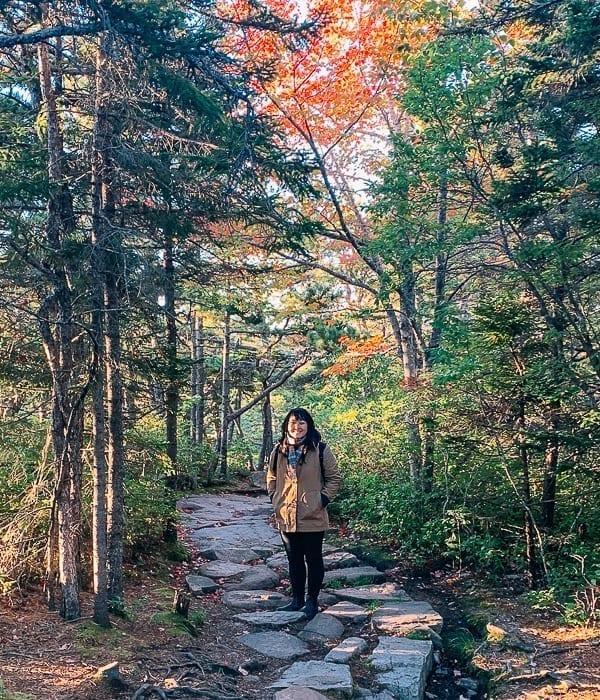 Kaitlin hiking in Maine, cwww5.fioekdjsdas.cf
