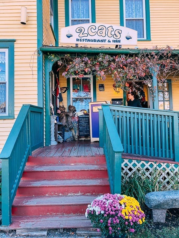 2 Cats Restaurant & Inn Facade, cwww5.fioekdjsdas.cf