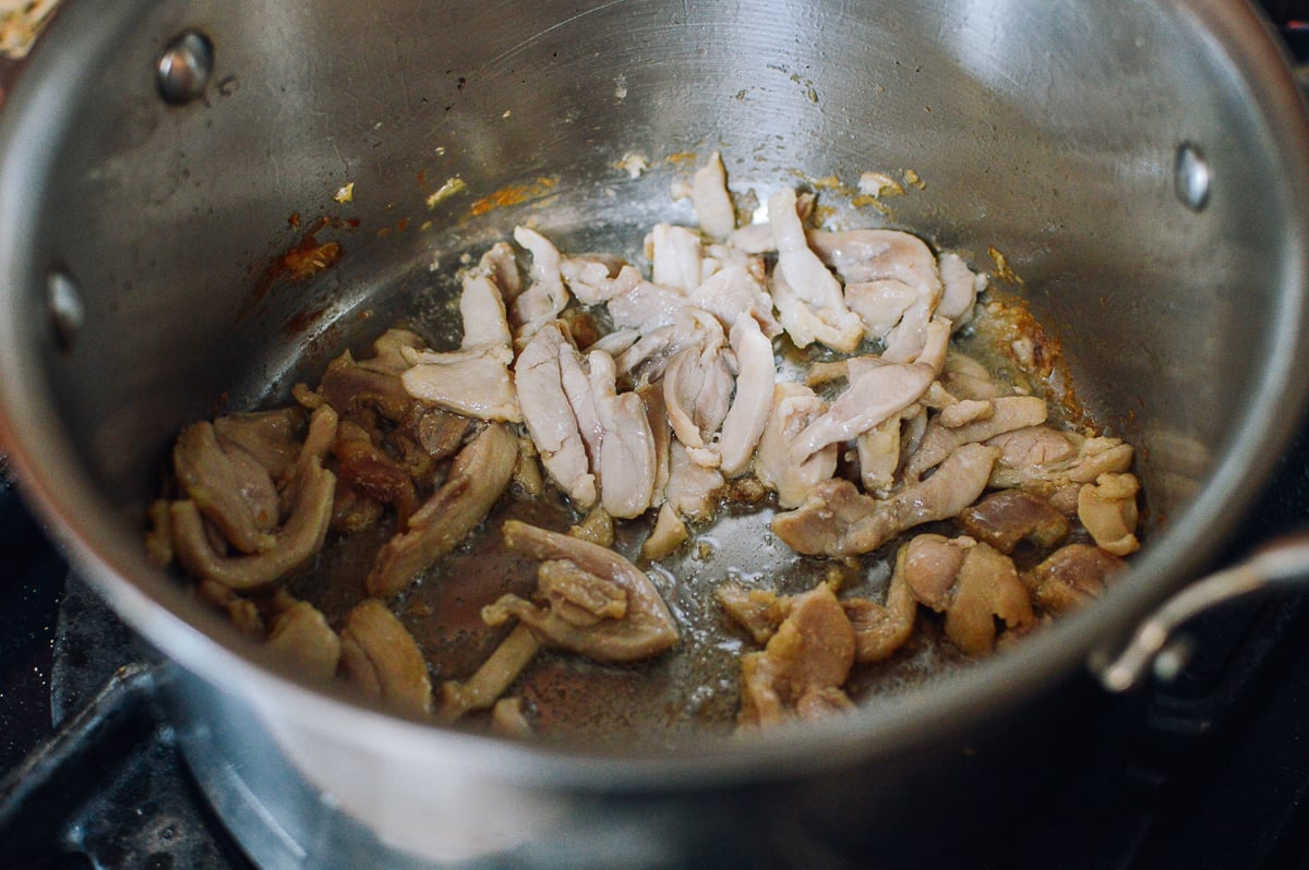 Browning chicken in pot, cwww5.fioekdjsdas.cf