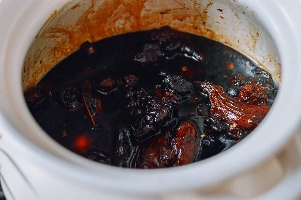 Cantonese Pig Trotter with Vinegar and Ginger for Postpartum, cwww5.fioekdjsdas.cf