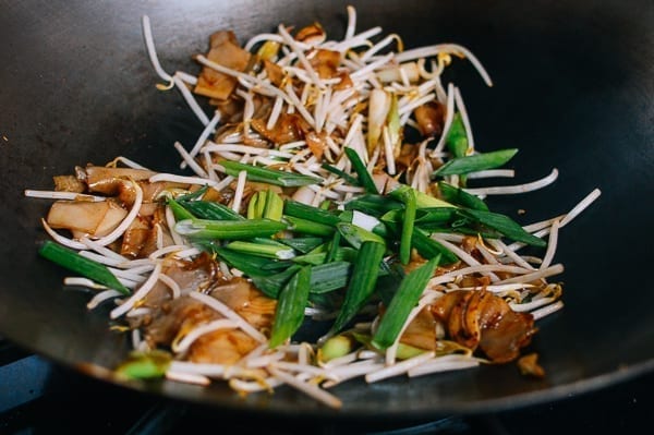 Adding scallion greens, cwww5.fioekdjsdas.cf