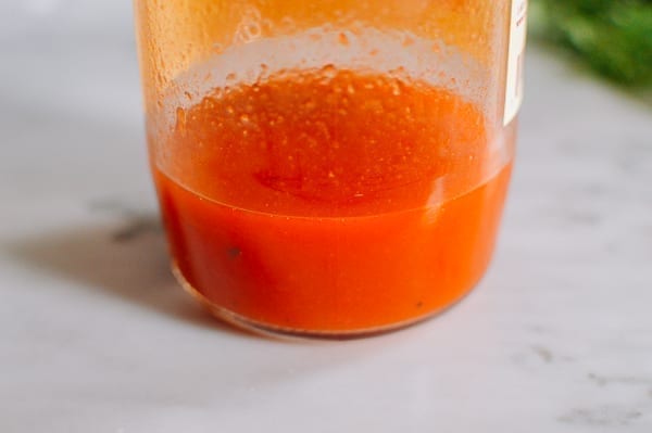 Cleaning out tomato sauce jar with water, cwww5.fioekdjsdas.cf