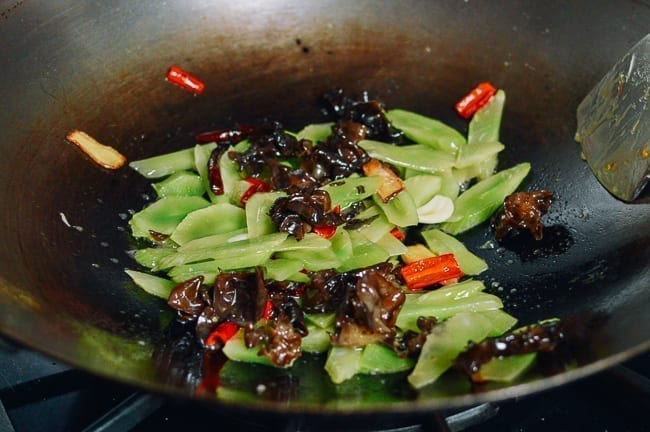 Chinese Stem Lettuce Stir-fry, cwww5.fioekdjsdas.cf