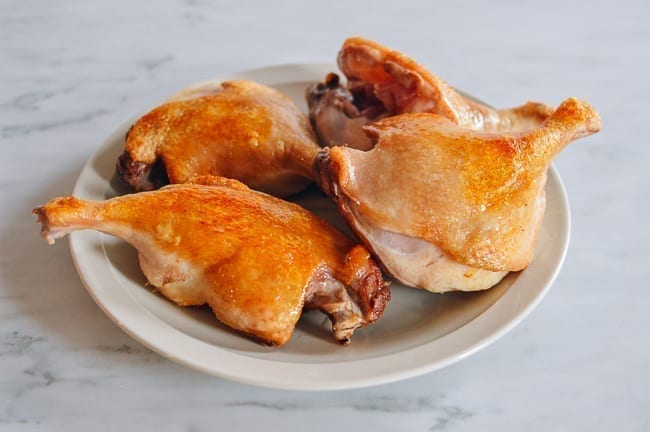 Seared duck legs on plate, cwww5.fioekdjsdas.cf