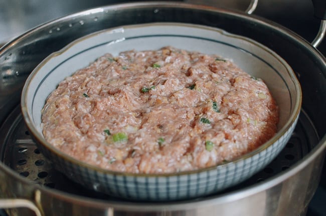 Pork patty in steamer, cwww5.fioekdjsdas.cf