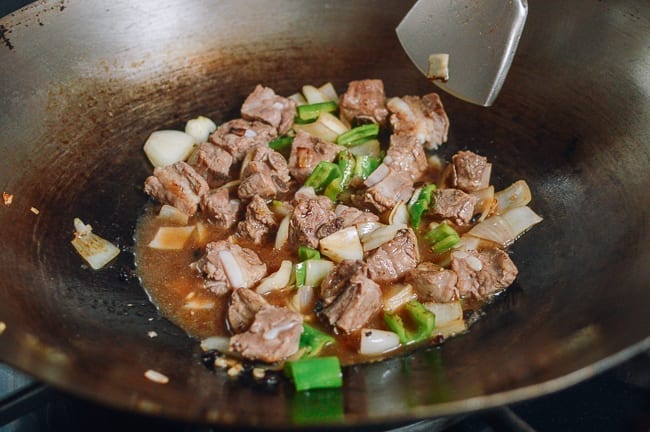 Simmering pork ribs in black bean sauce, cwww5.fioekdjsdas.cf