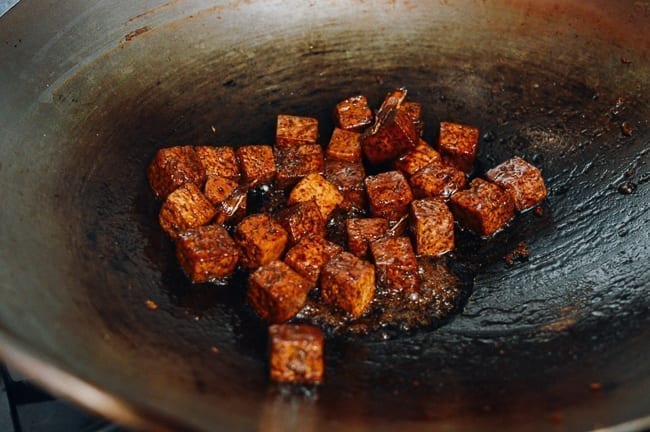 Reduced sauce coating tofu, cwww5.fioekdjsdas.cf