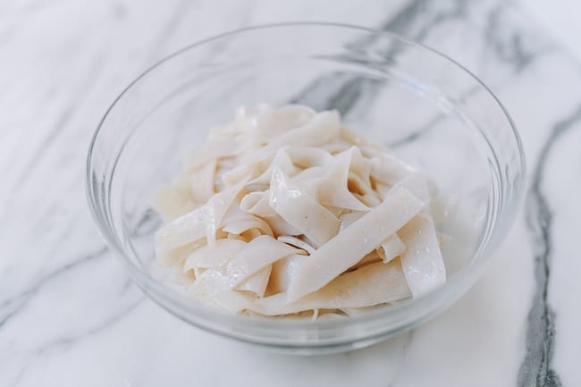 Sliced liangpi, cwww5.fioekdjsdas.cf