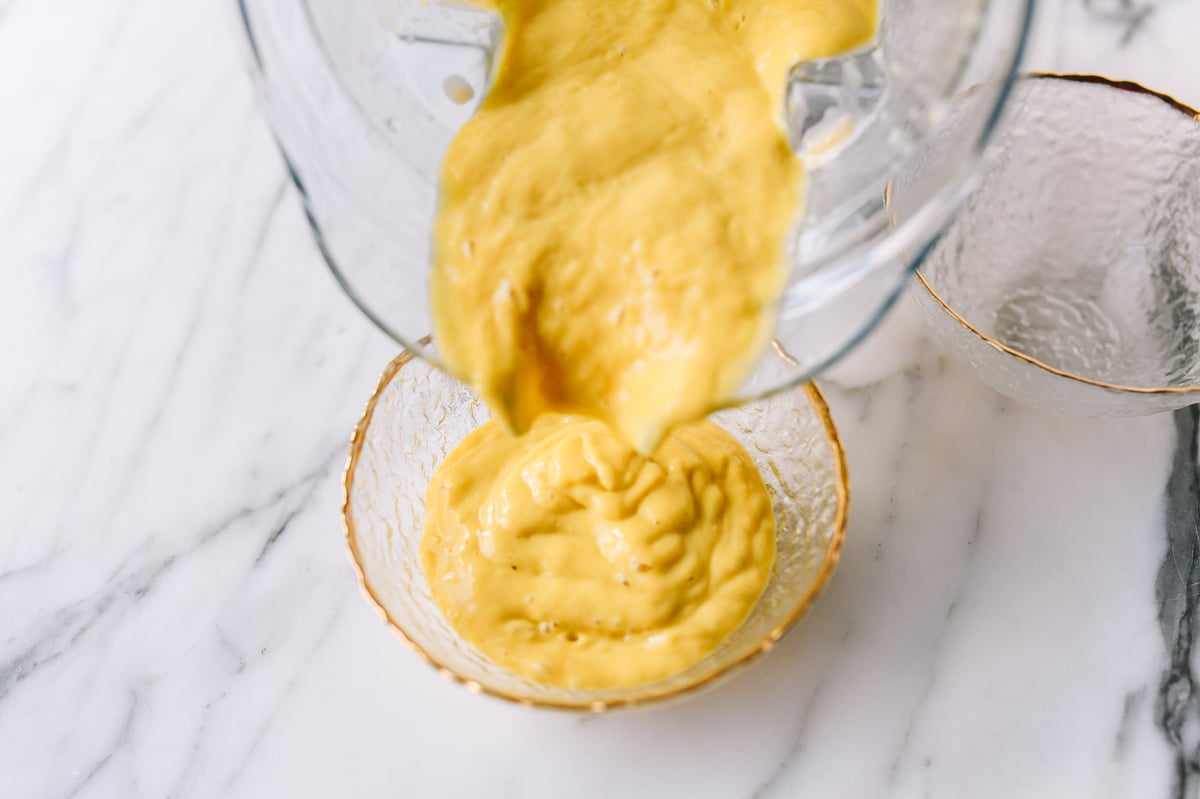 Blended mango mixture in bowl, cwww5.fioekdjsdas.cf