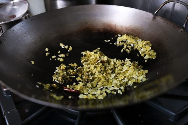 Stir-frying Chinese mustard greens, cwww5.fioekdjsdas.cf