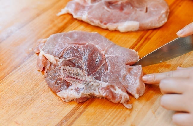 Making cuts in pork loin end chops, cwww5.fioekdjsdas.cf