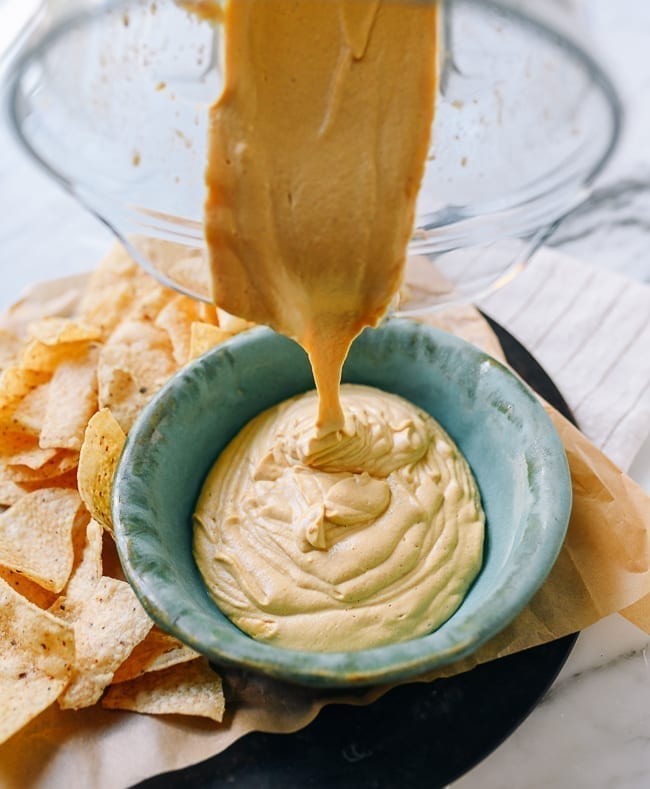Transferring vegan queso from blender to bowl, cwww5.fioekdjsdas.cf