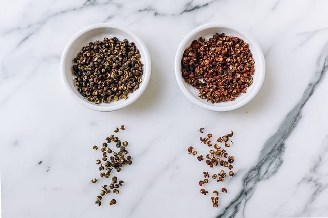 Green and Red Sichuan Peppercorns side by side, cwww5.fioekdjsdas.cf