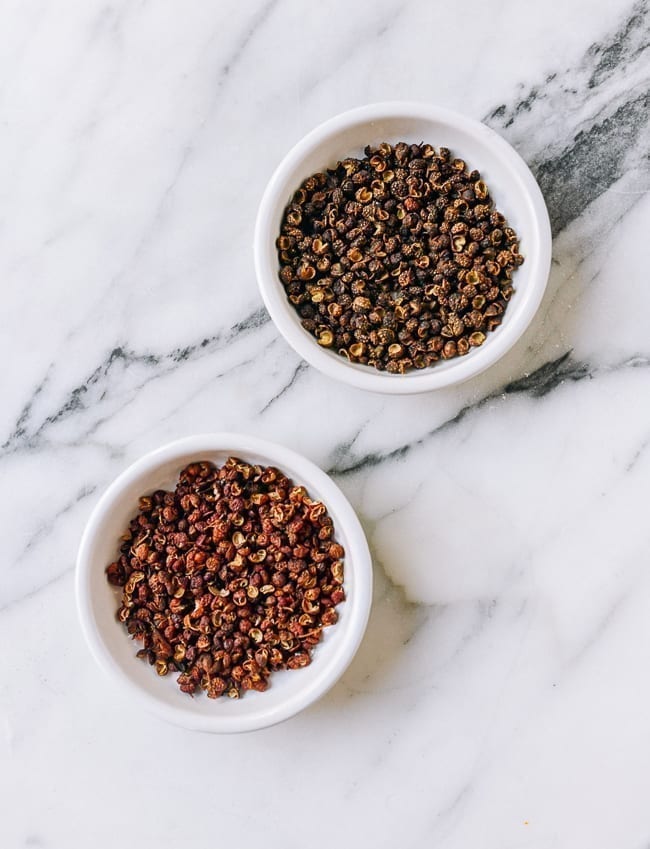 Red and Green Sichuan Peppercorns in small dishes, cwww5.fioekdjsdas.cf