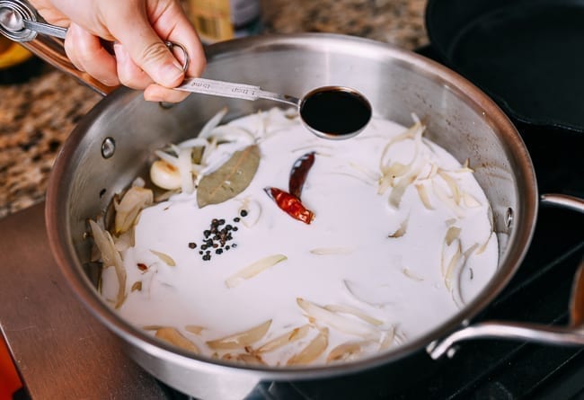 Adding soy sauce and aromatics to Filipino adobo sauce, cwww5.fioekdjsdas.cf