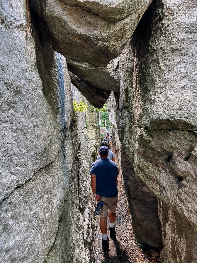 Walking to Mohonk Mountain House Trailheads, cwww5.fioekdjsdas.cf