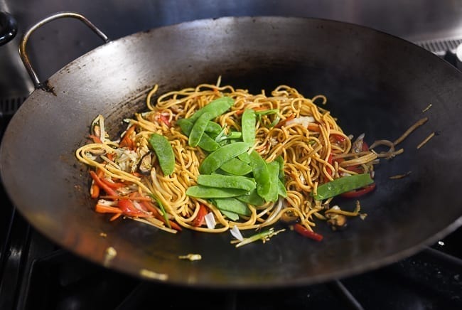 Adding snow peas to lo mein, cwww5.fioekdjsdas.cf