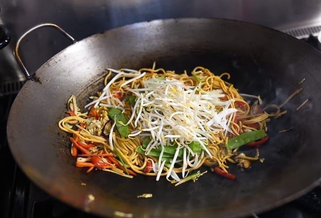 Adding bean sprouts to lo mein, cwww5.fioekdjsdas.cf