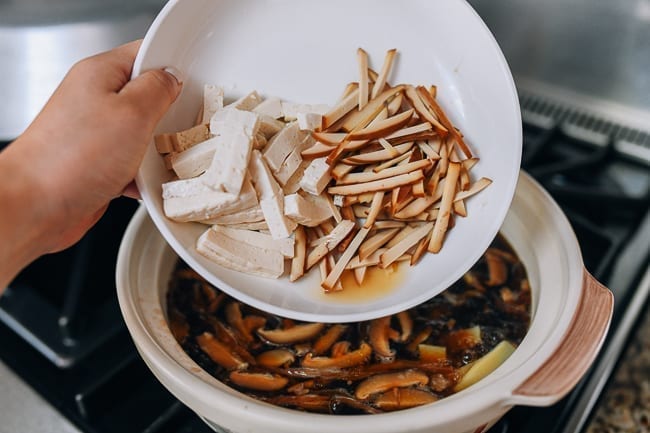 Adding spiced tofu and firm tofu to soup, cwww5.fioekdjsdas.cf
