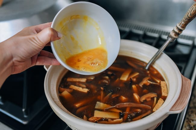 Adding egg to vegetarian hot and sour soup, cwww5.fioekdjsdas.cf