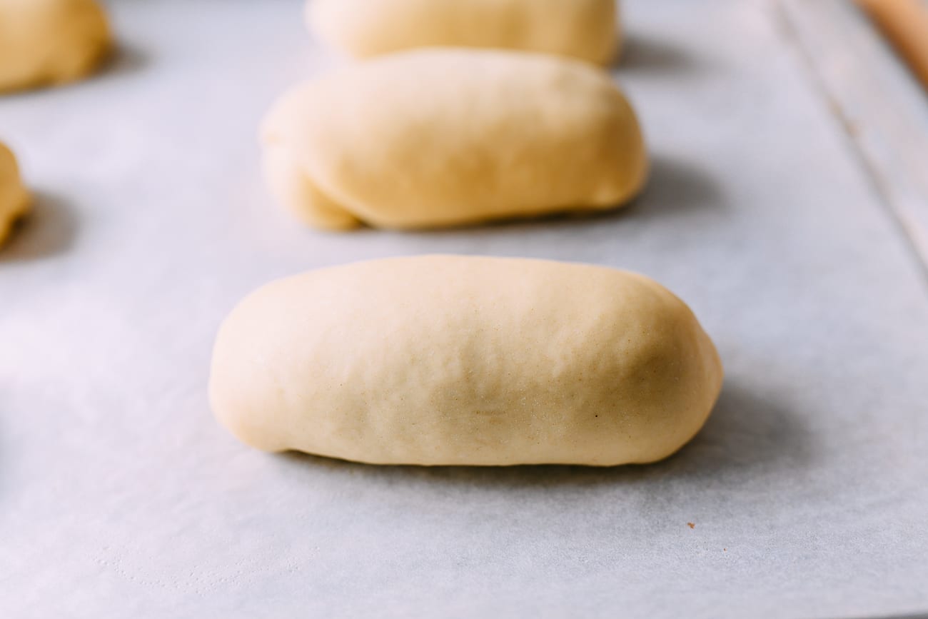proofed buns