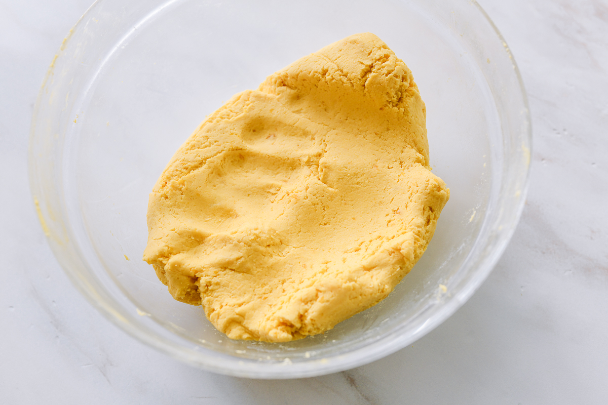 chinese pumpkin cake dough