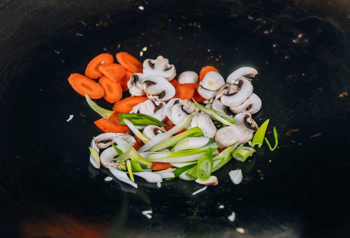 vegetables in wok